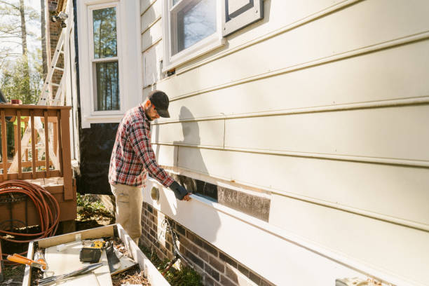 Top rated local Storm Damage Siding Repair specialists in Maytown, PA